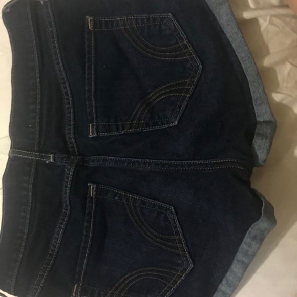2 items Hollister short shorts - Picture 3 of 5